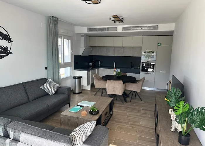 Bali App. 1024 Punta Prima, Casa Kef *